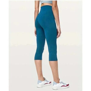 Lululemon In Movement Crop Everlux Deep Marine Blue Size 6
